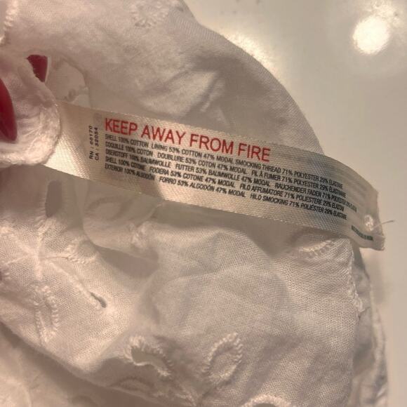 Anthropologie Eyelet Cropped Blouse, size XSP - Picture 7 of 8